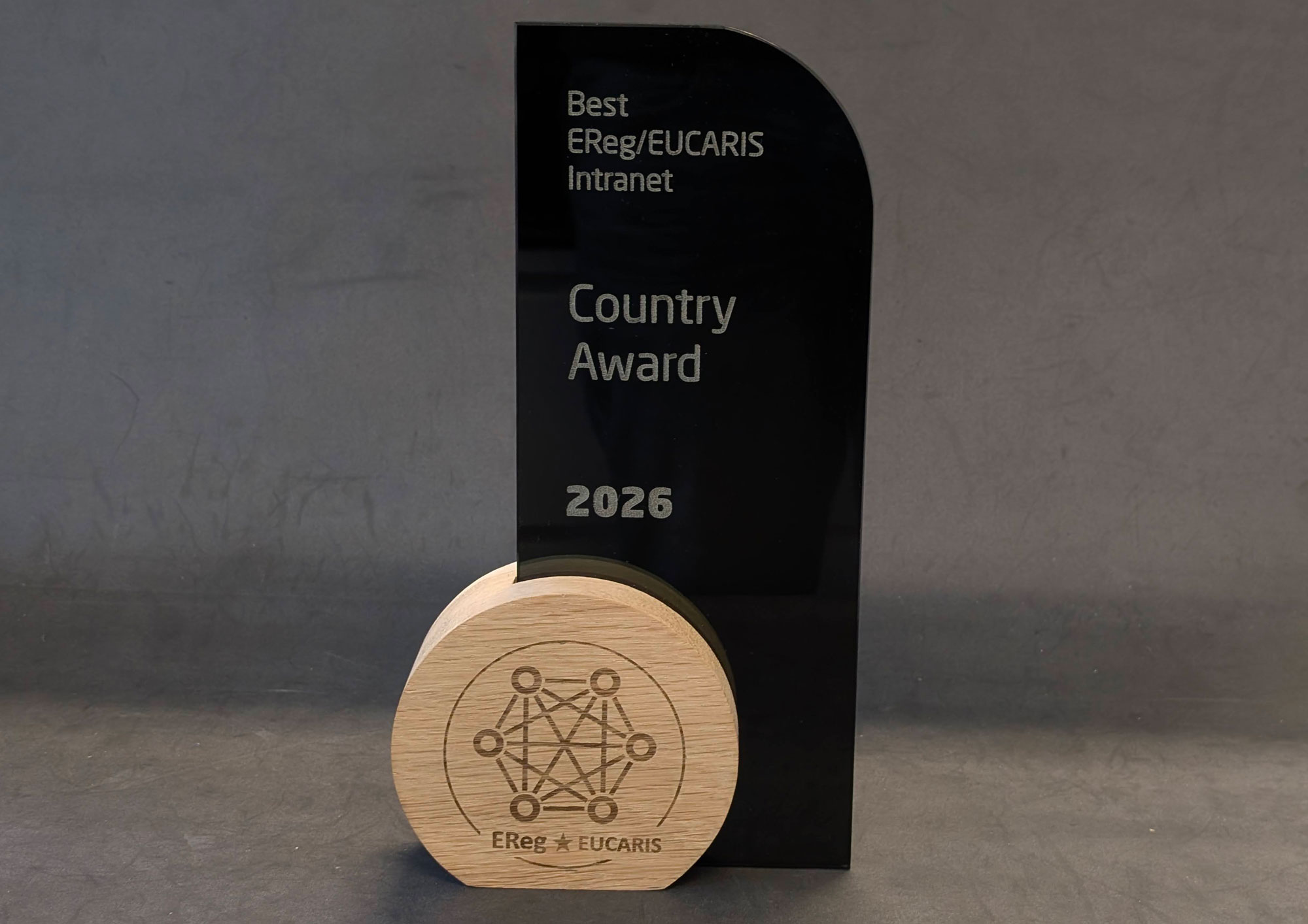 CSDD ERegEucaris Country Award front